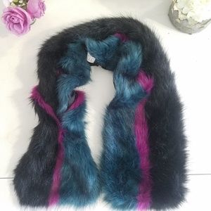 🌿Tricolor Faux Fur Scarf